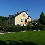 Newlands Lodge