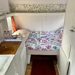 Cosy Caravan At Carrigeen Glamping