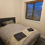Cozy 2 Bedroom Apartment