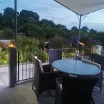 Tranquil Unit Close To Kells