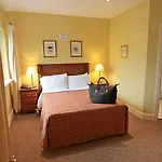Rosquil House B&B
