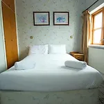 The Arch Guesthouse