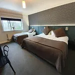 Billy Byrnes Bar & Guestrooms
