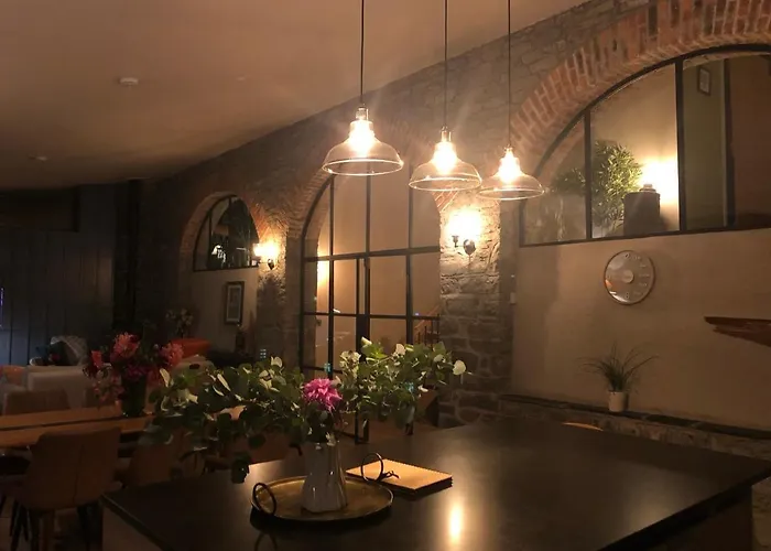 Queenies Lodge