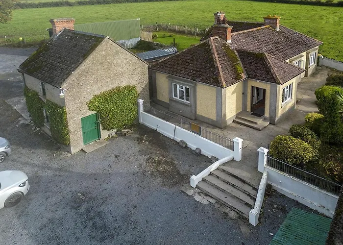 Hally\'S Farm