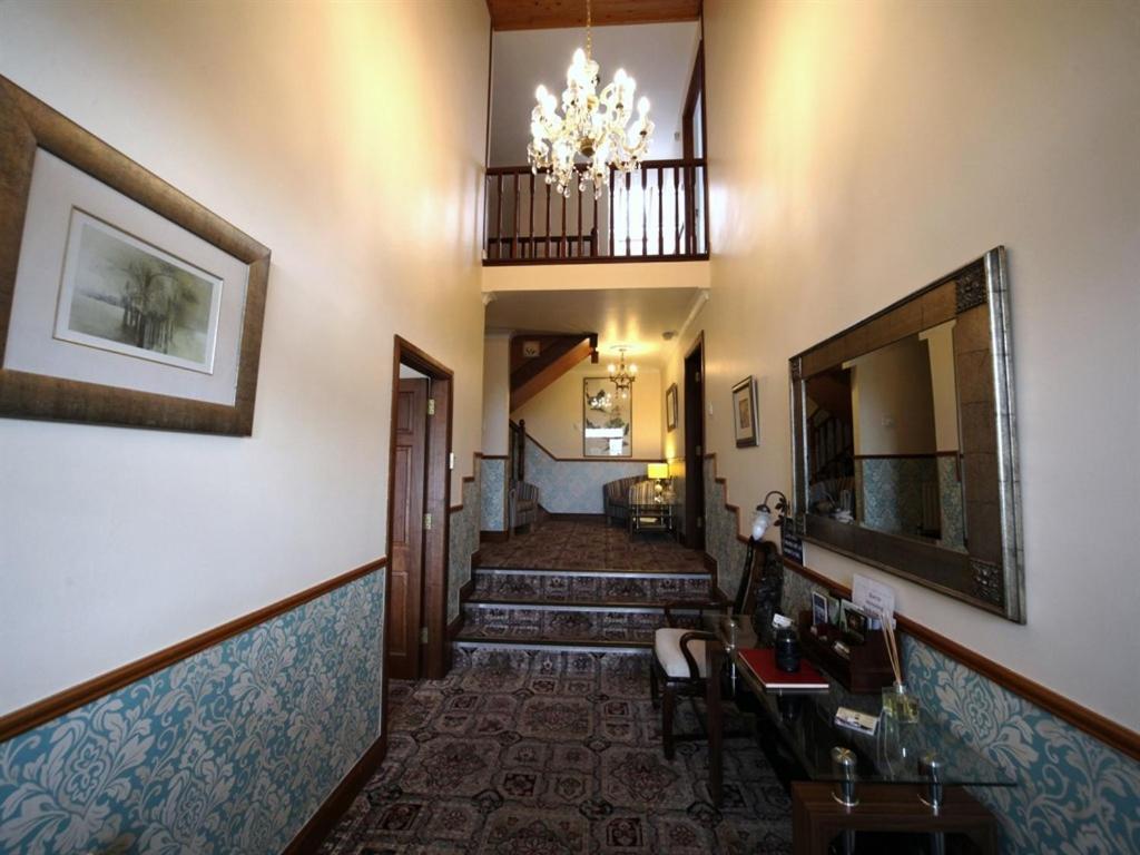 Launard House Bed & Breakfast 4*