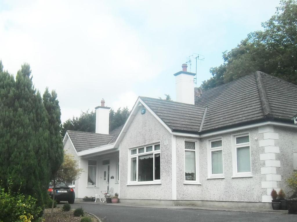 Launard House Bed & Breakfast
