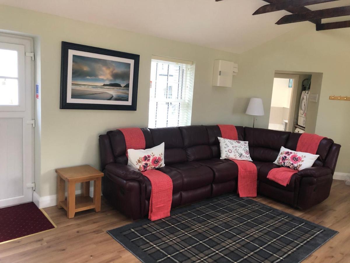 Knockreagh Farm Cottages, Callan, *