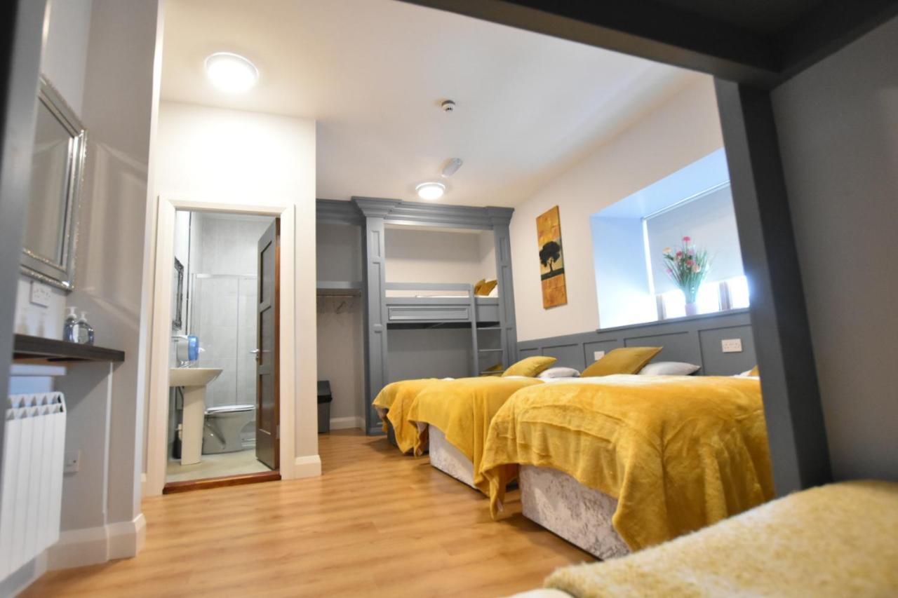 Lanigan'S Accommodation Hostel