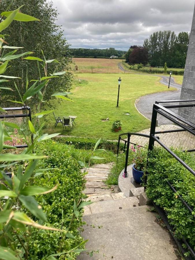 Lilac Hut Shepherds Hut Kilkenny