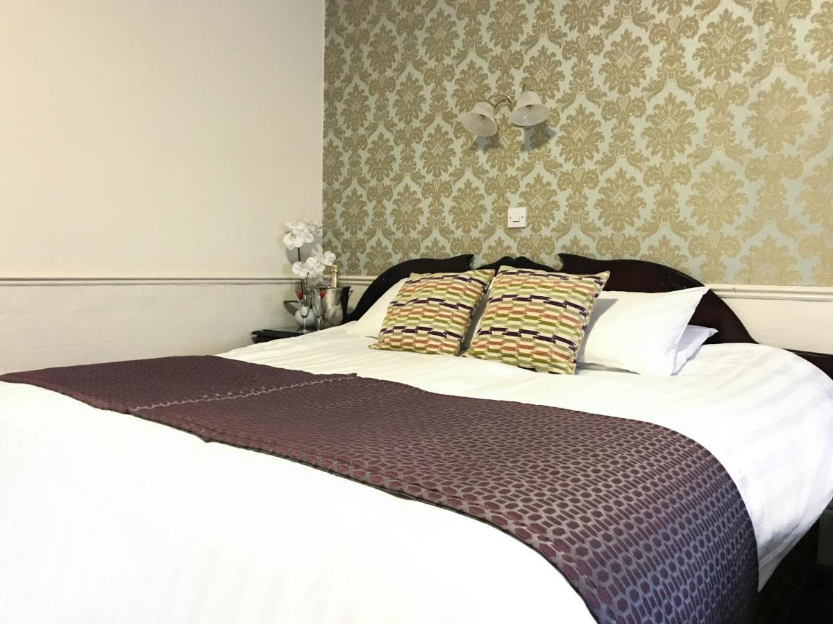 Hotel Club House