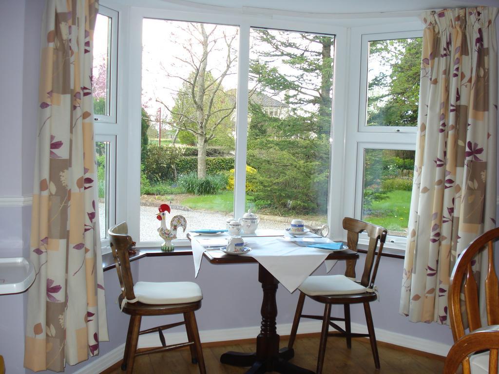 Twin Oaks Bed & Breakfast 3*
