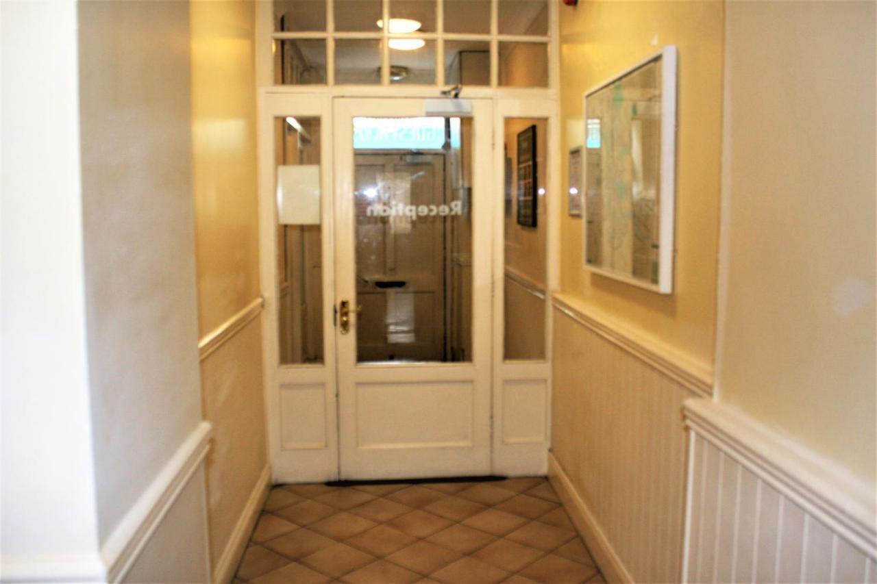 No.13 Townhouse *