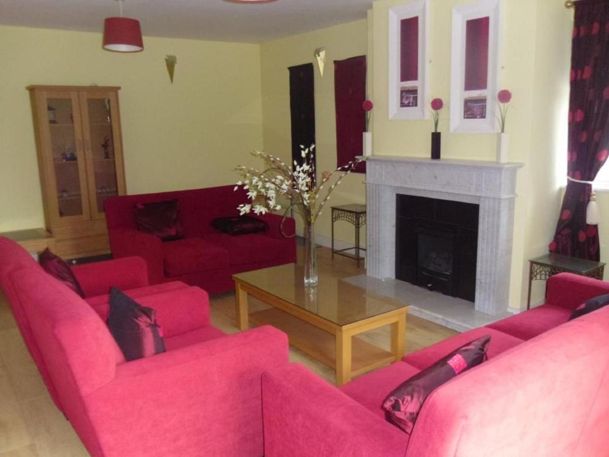 Laragh House Guest house