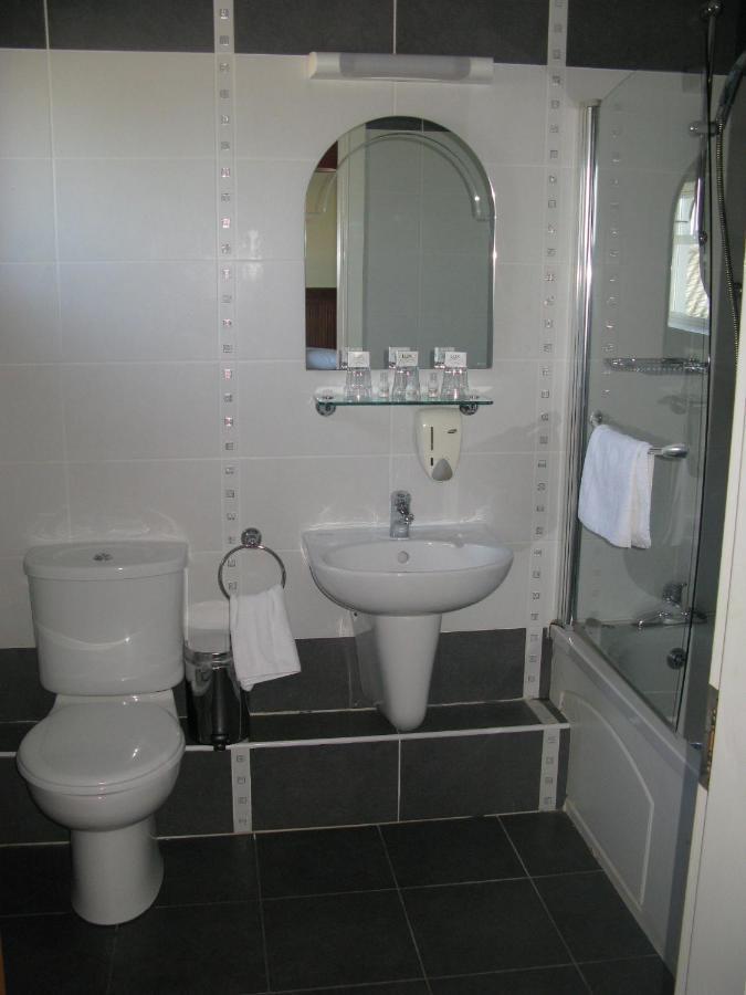 Laragh House Guest house