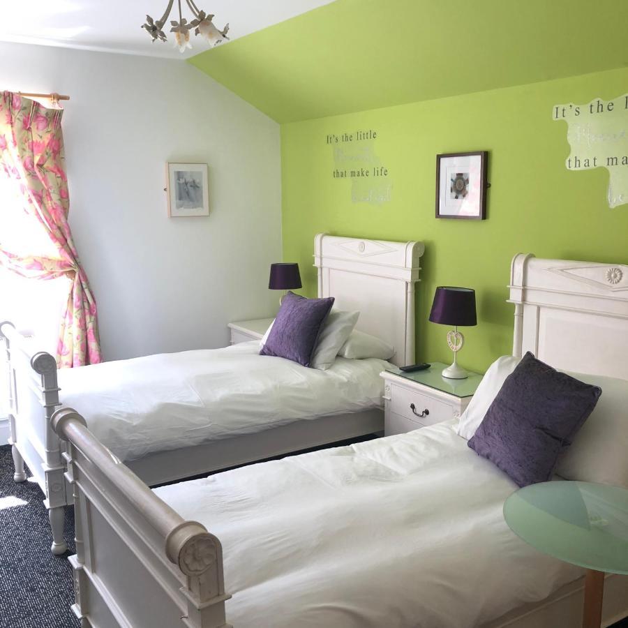Laragh House Guest house