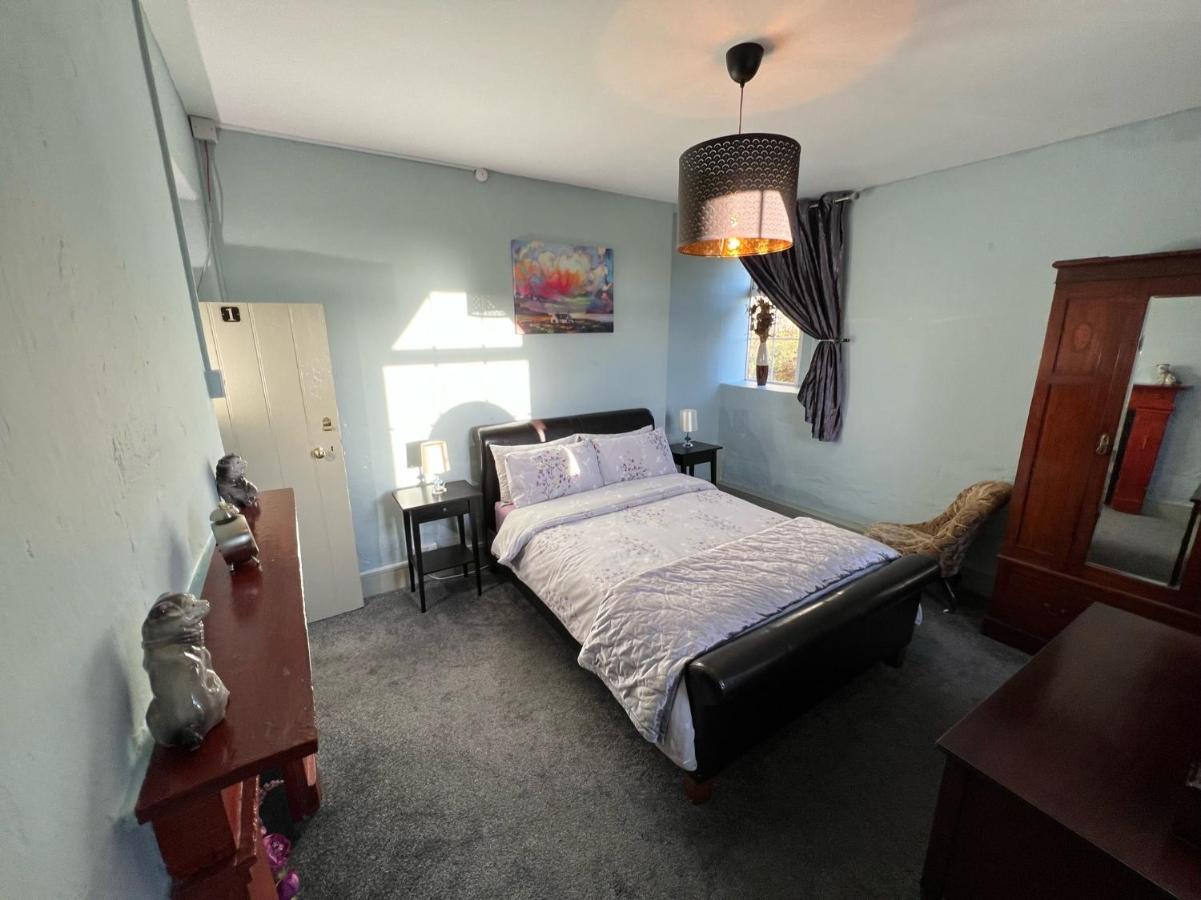 Holiday home Nore View House