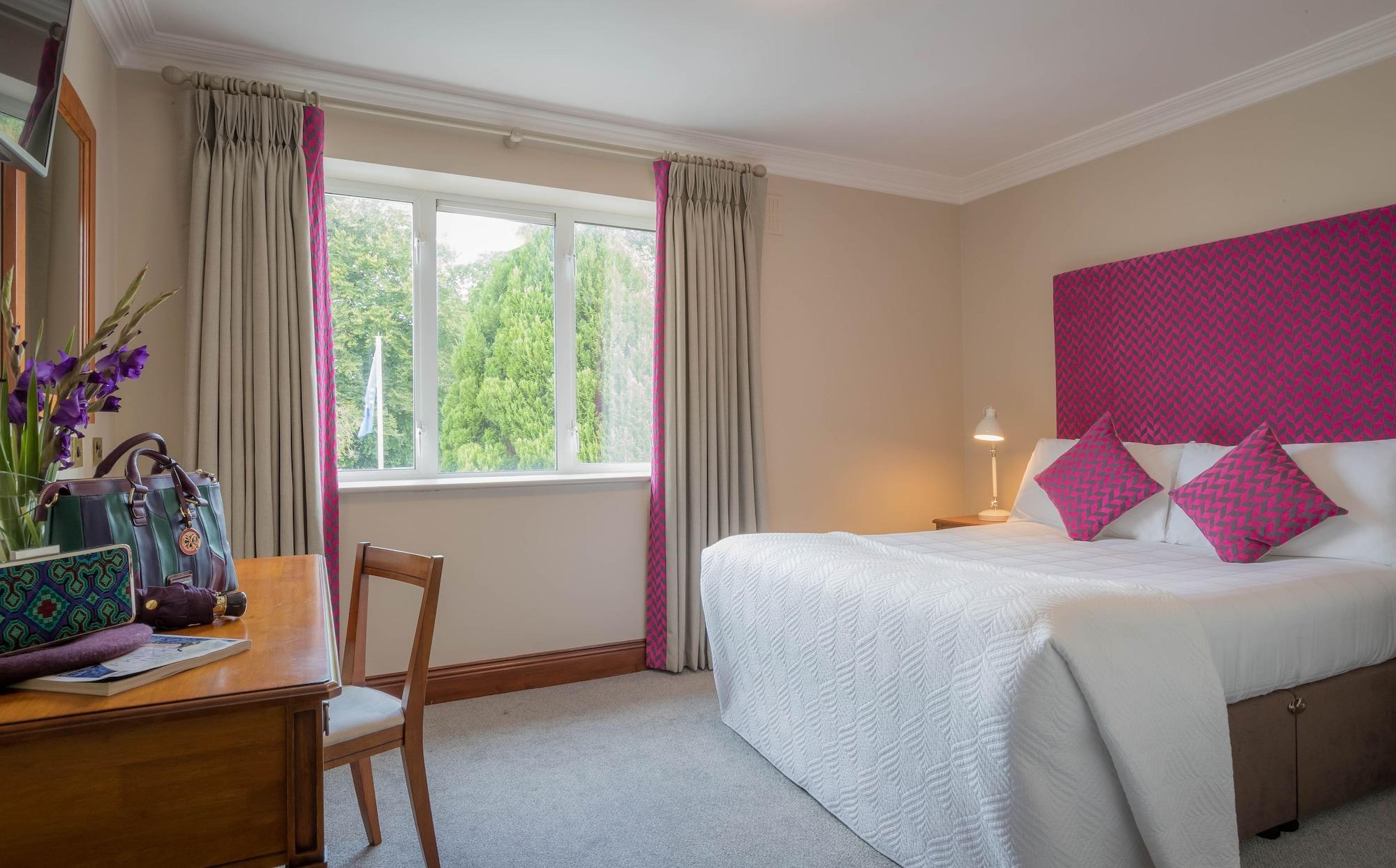 Springhill Court & Leisure Club Hotel 3*
