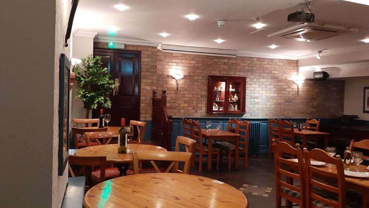 The 'Rafter'S Gastropub Guest house 3*