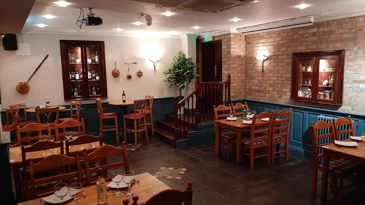 The 'Rafter'S Gastropub Guest house 3*