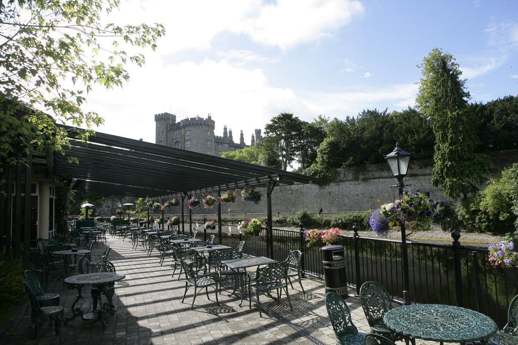 Hotel River Court 4*
