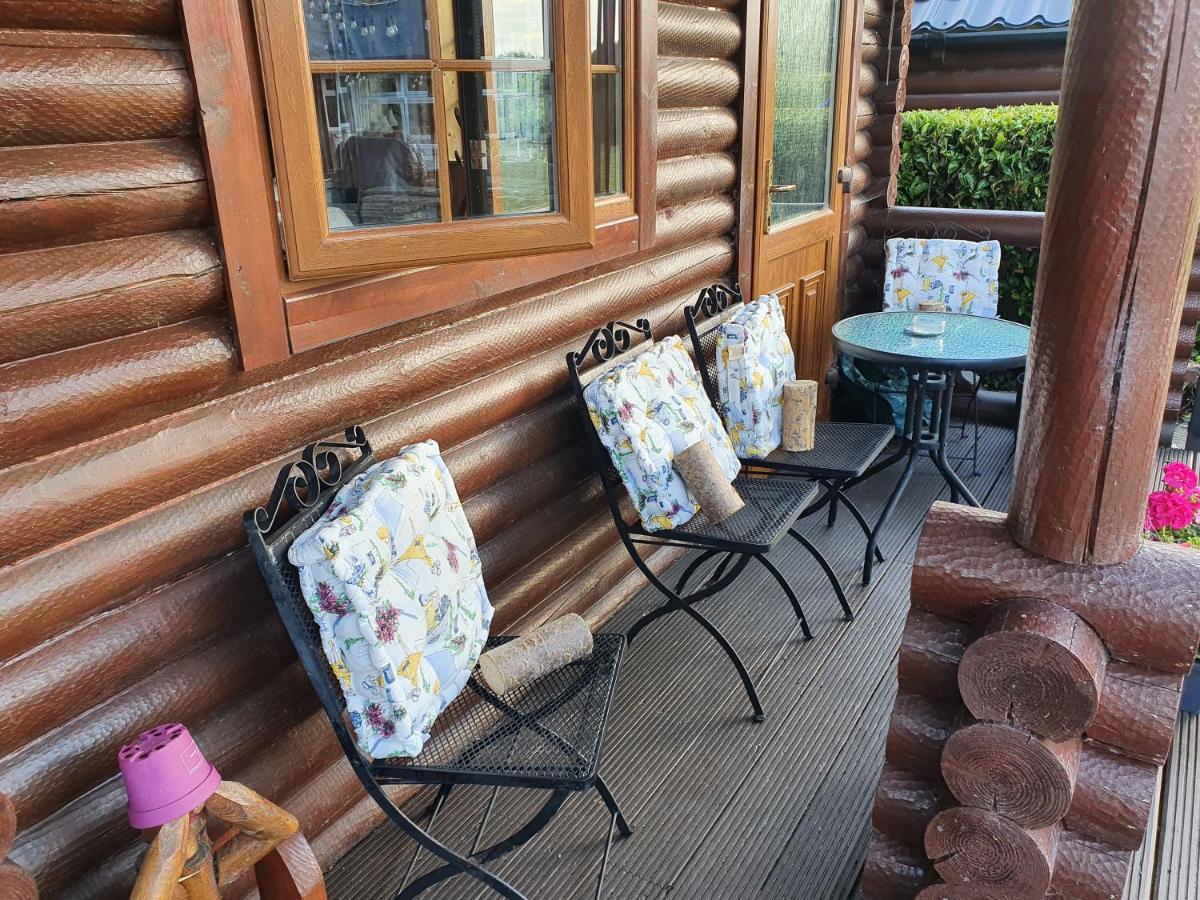 Cosy Countryside Log Apartment *