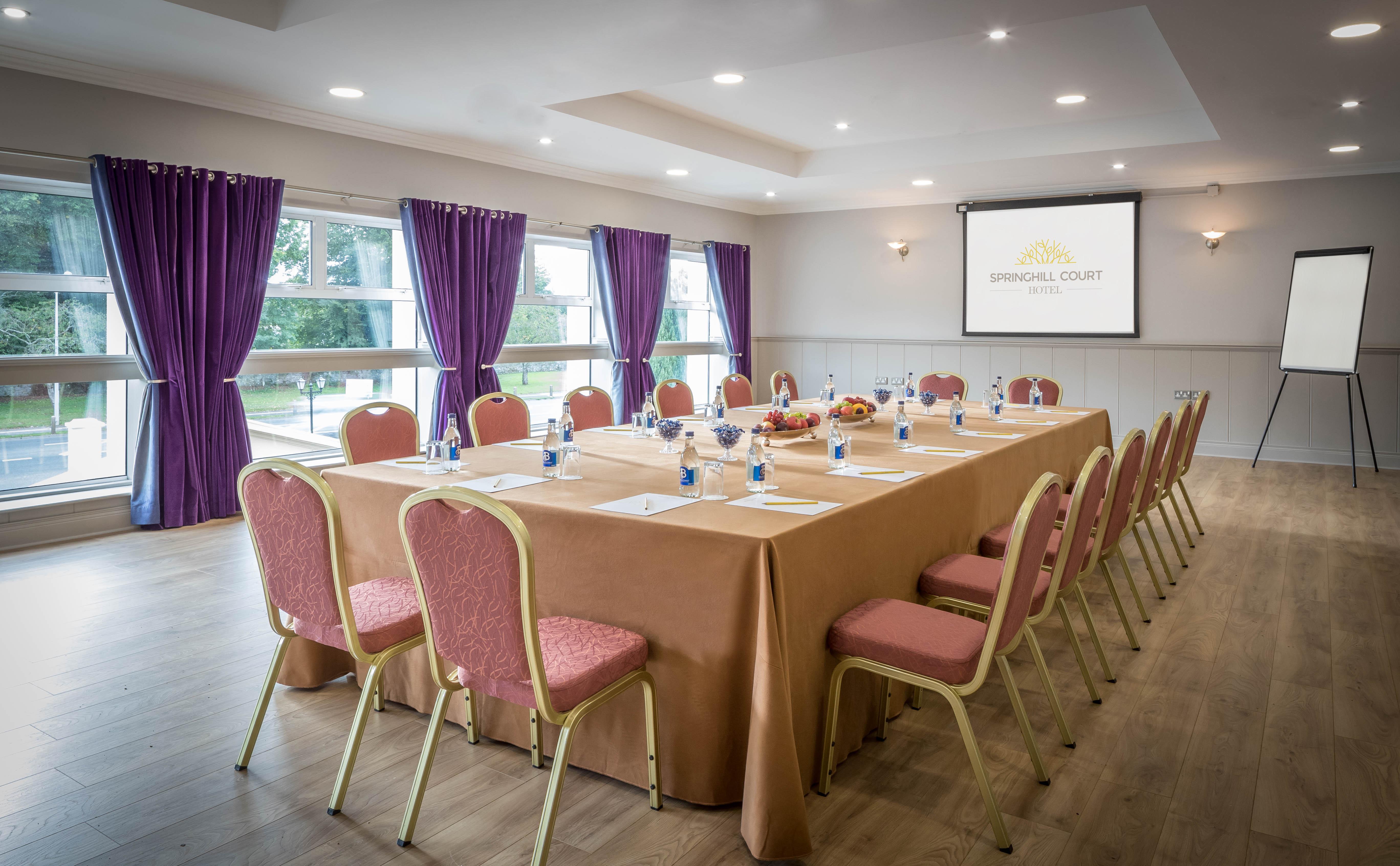 Hotel Springhill Court & Leisure Club 3*