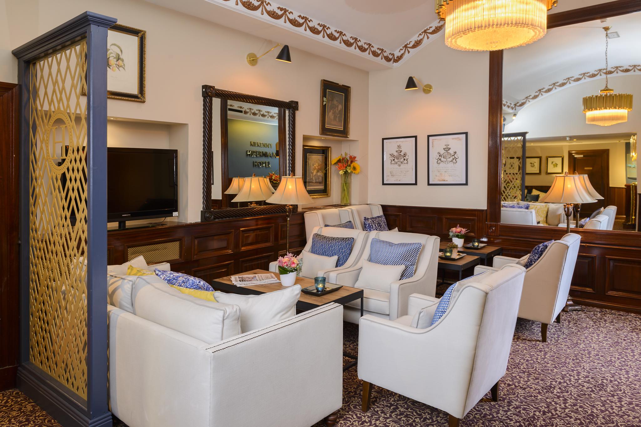 Hibernian Hotel 4*