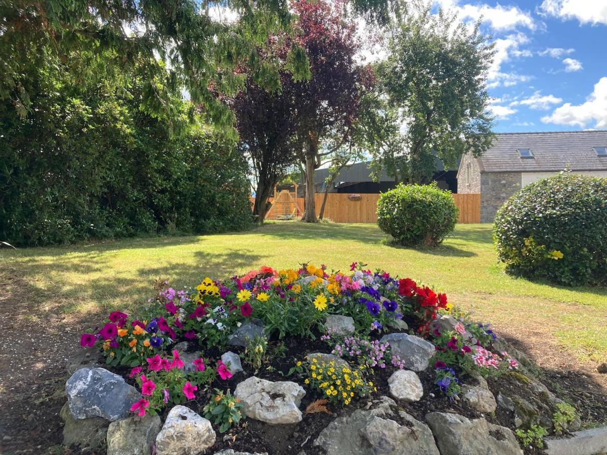 Knockreagh Farm Mountain Or Cedar Views *