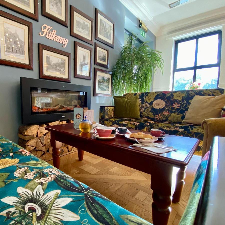 House Boutique Hotel