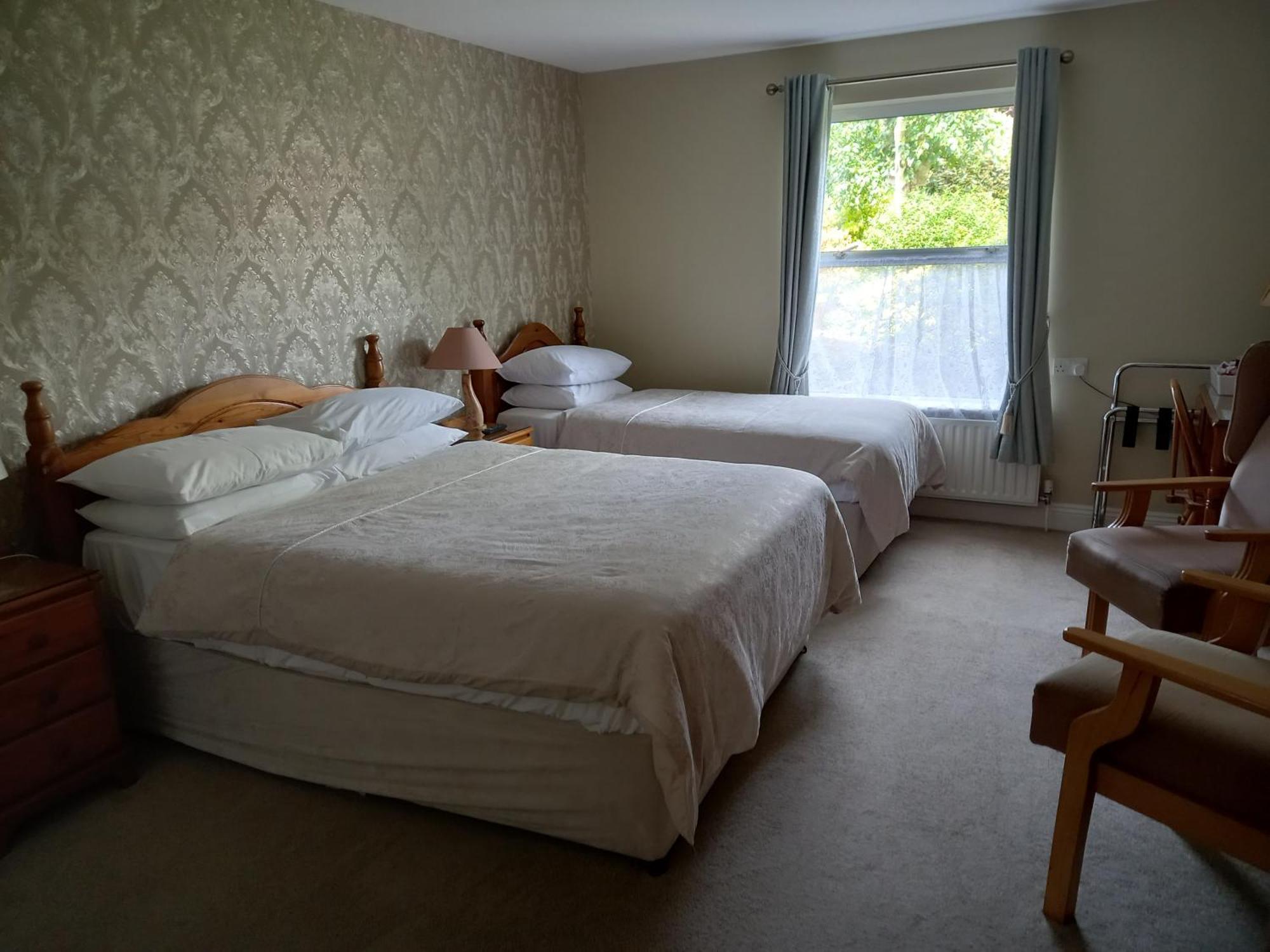 Carraig Rua 3*