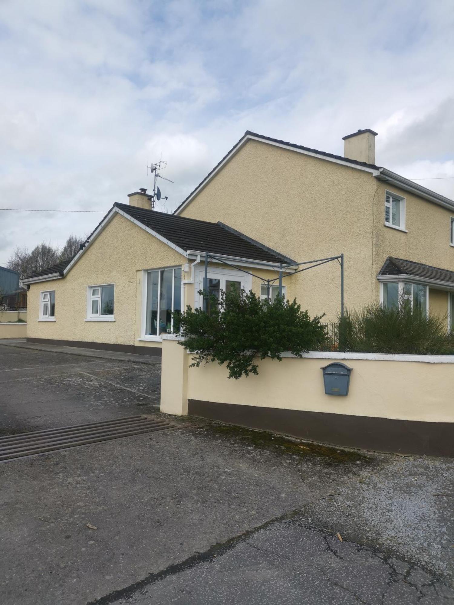 Tranquil Unit Close To Kells