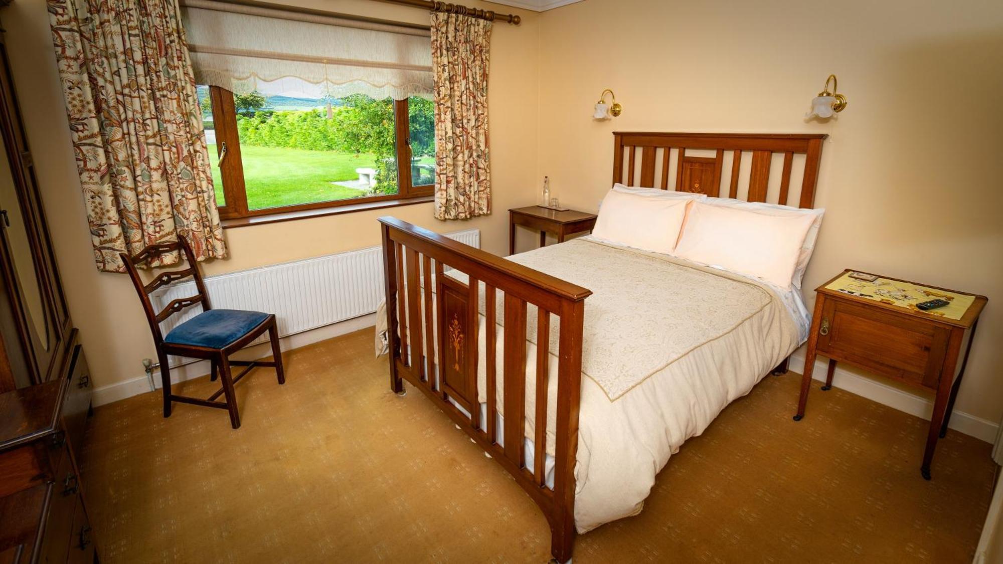 Cradog B&b. Bed & Breakfast