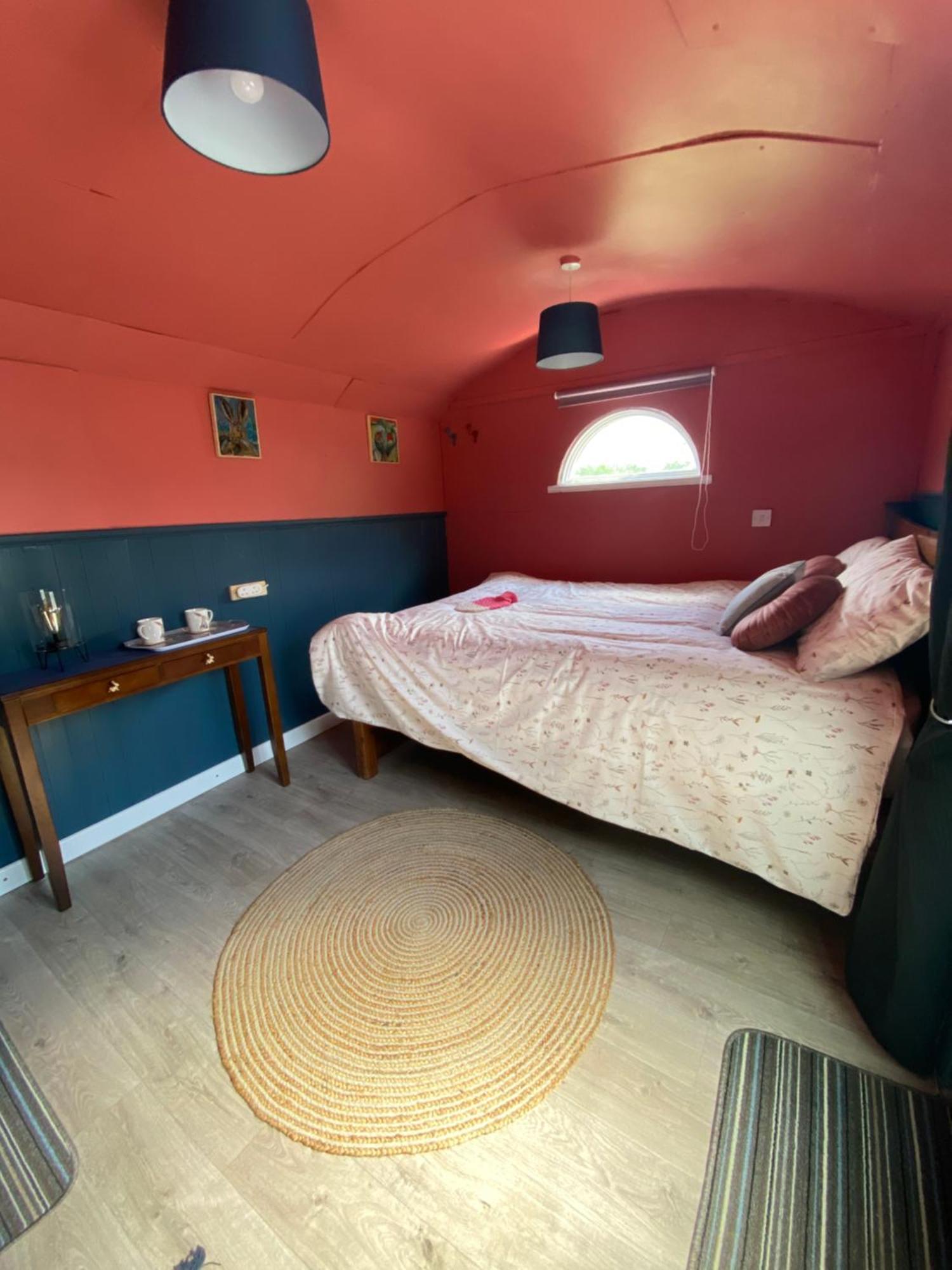 The Hares Hut At Carrigeen Glamping