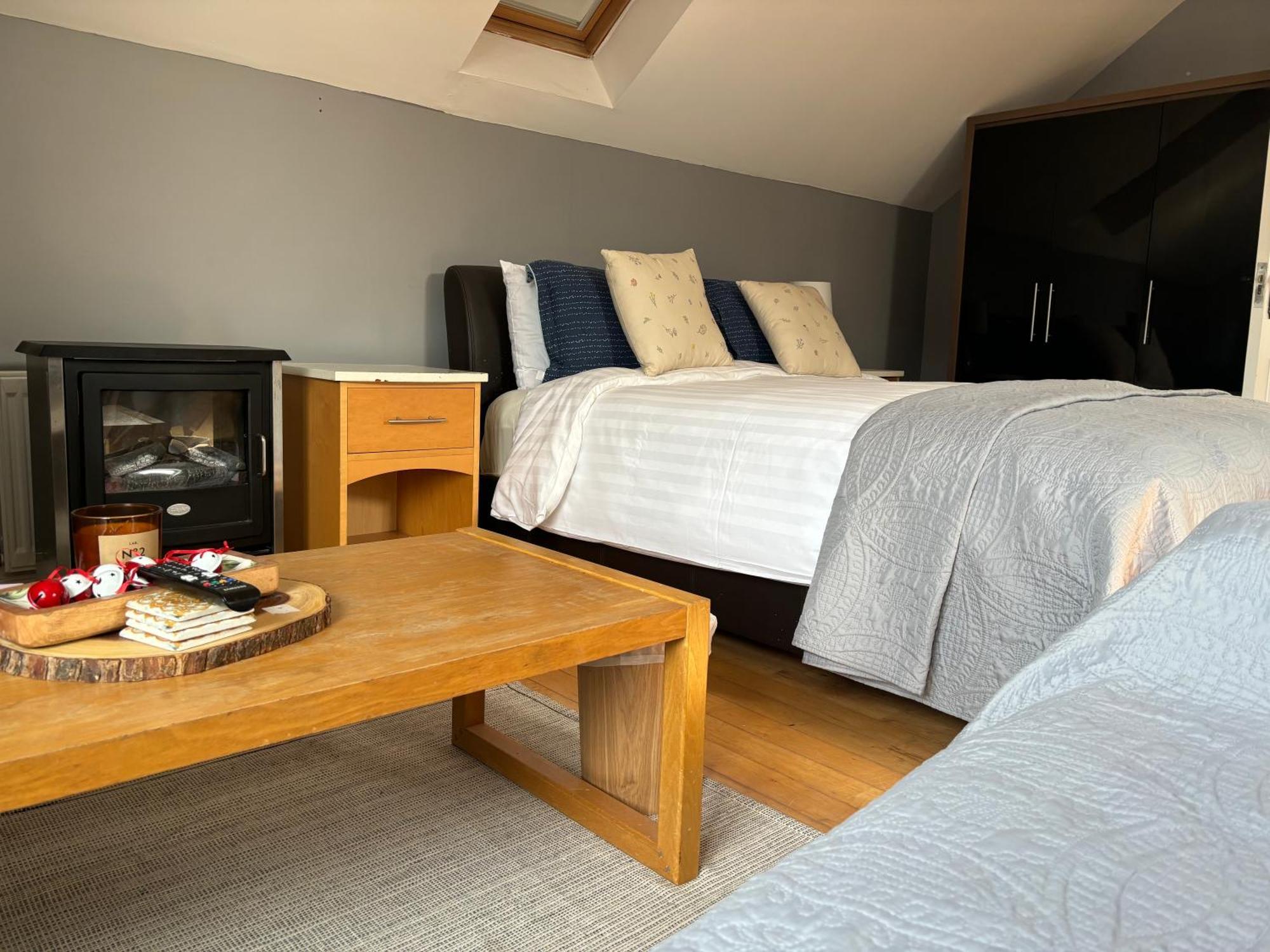 The Folly Minutes From Centre R95ryc8 Holiday home