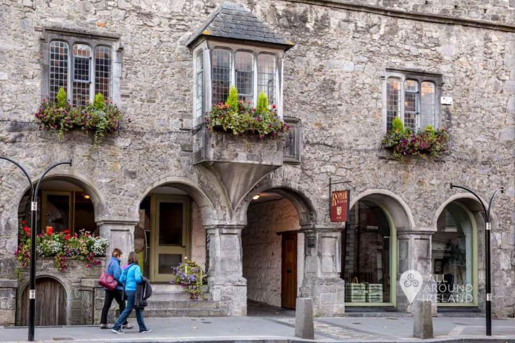 Centre Townhouse - Just Off Medieval Mile Kilkenny