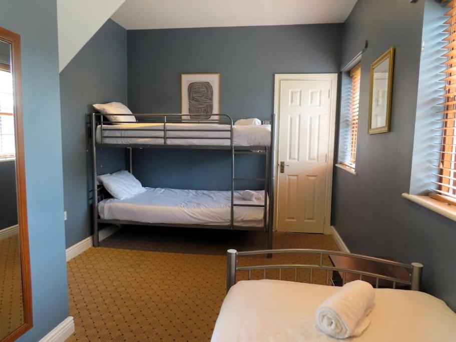 Holiday home Centre Townhouse - Just Off Medieval Mile