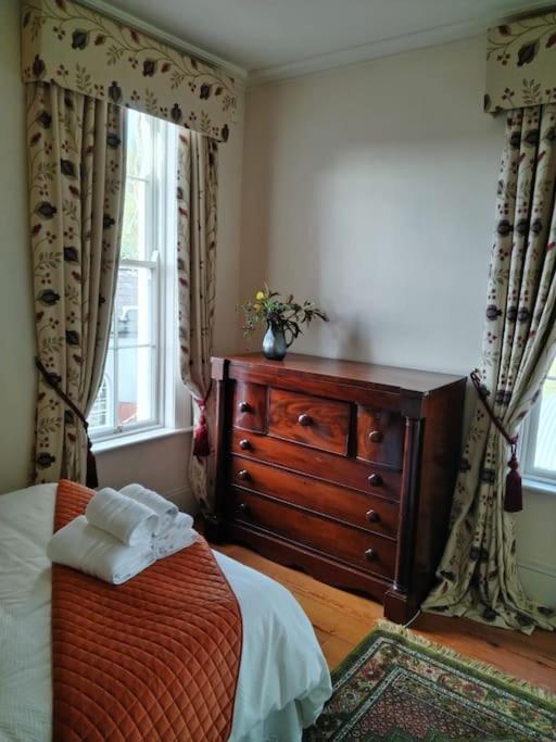 Jenkinstown Castle House