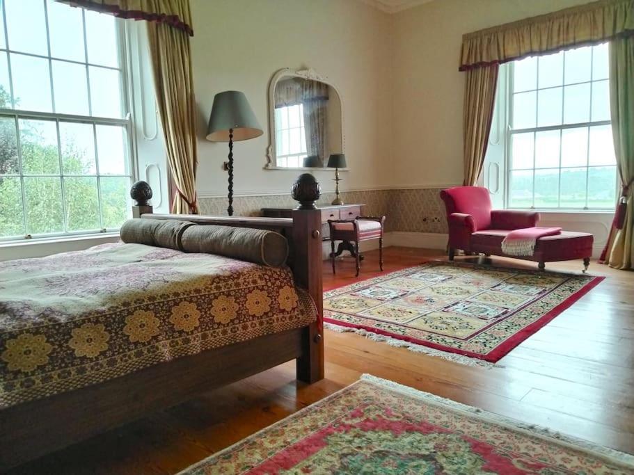 Jenkinstown Castle House