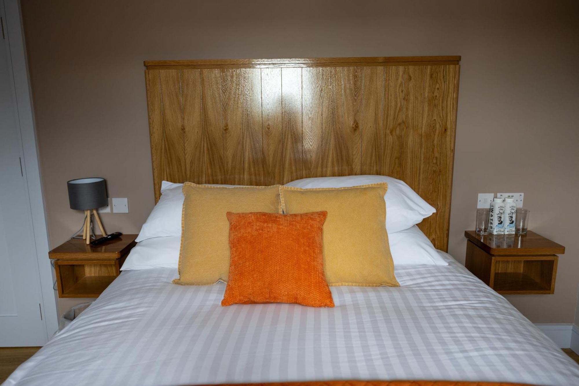 The Orchard House 4*