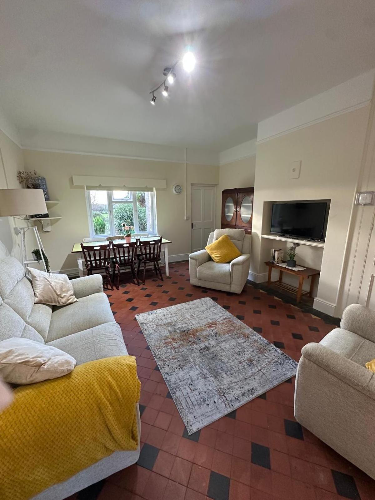 Hally's Farm Holiday home