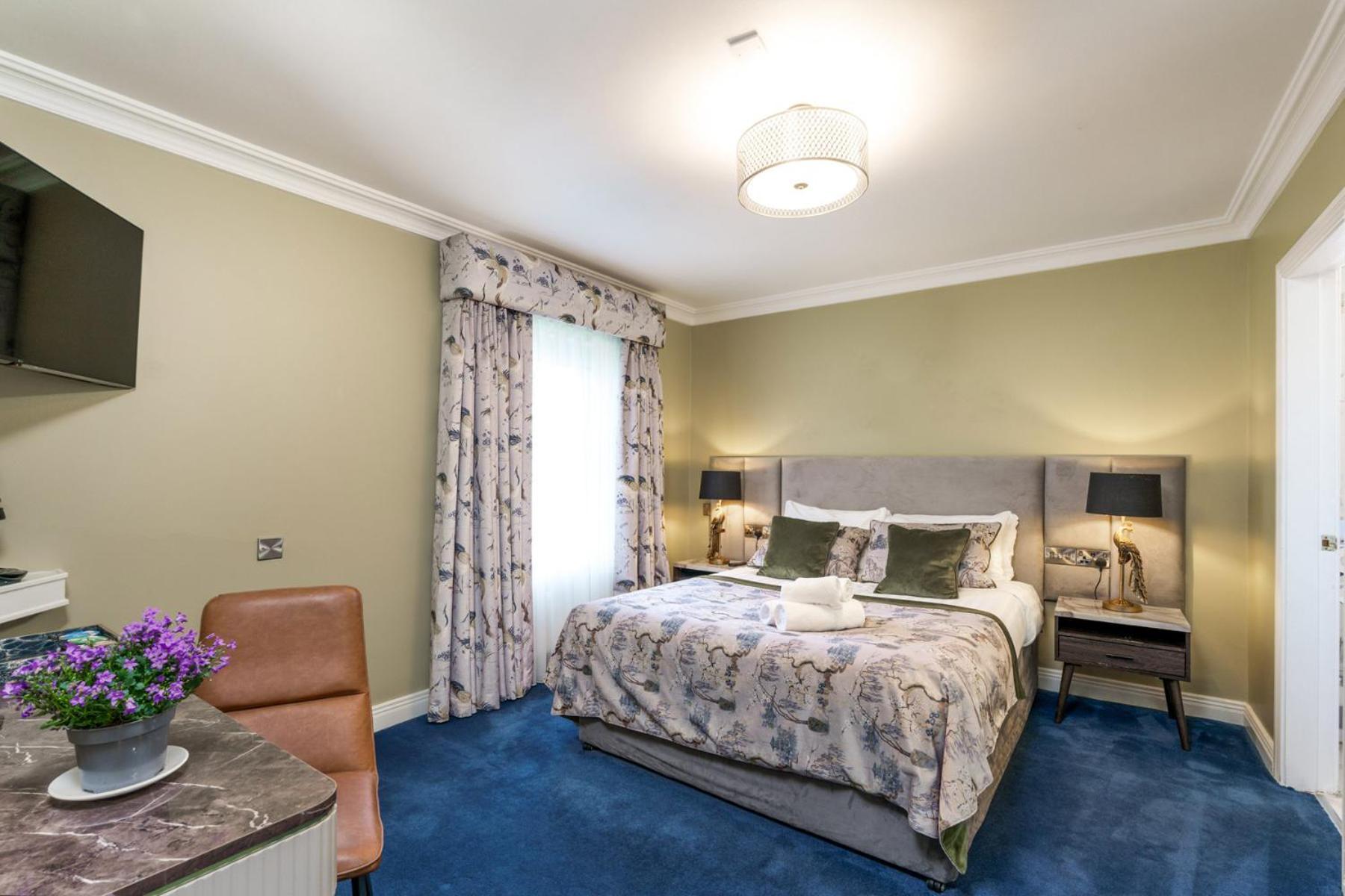 Troysgate House 3*