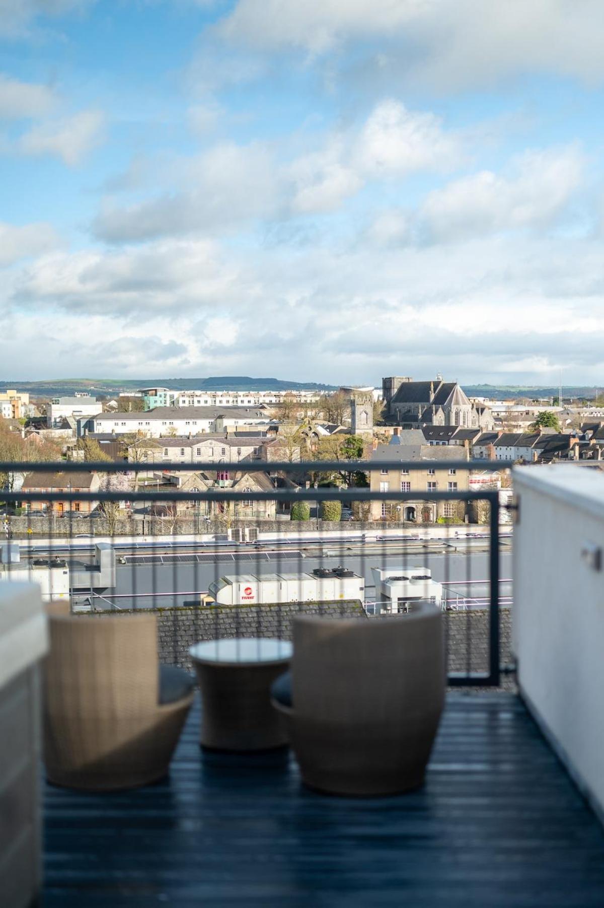 Kilkenny Suites Apartment *