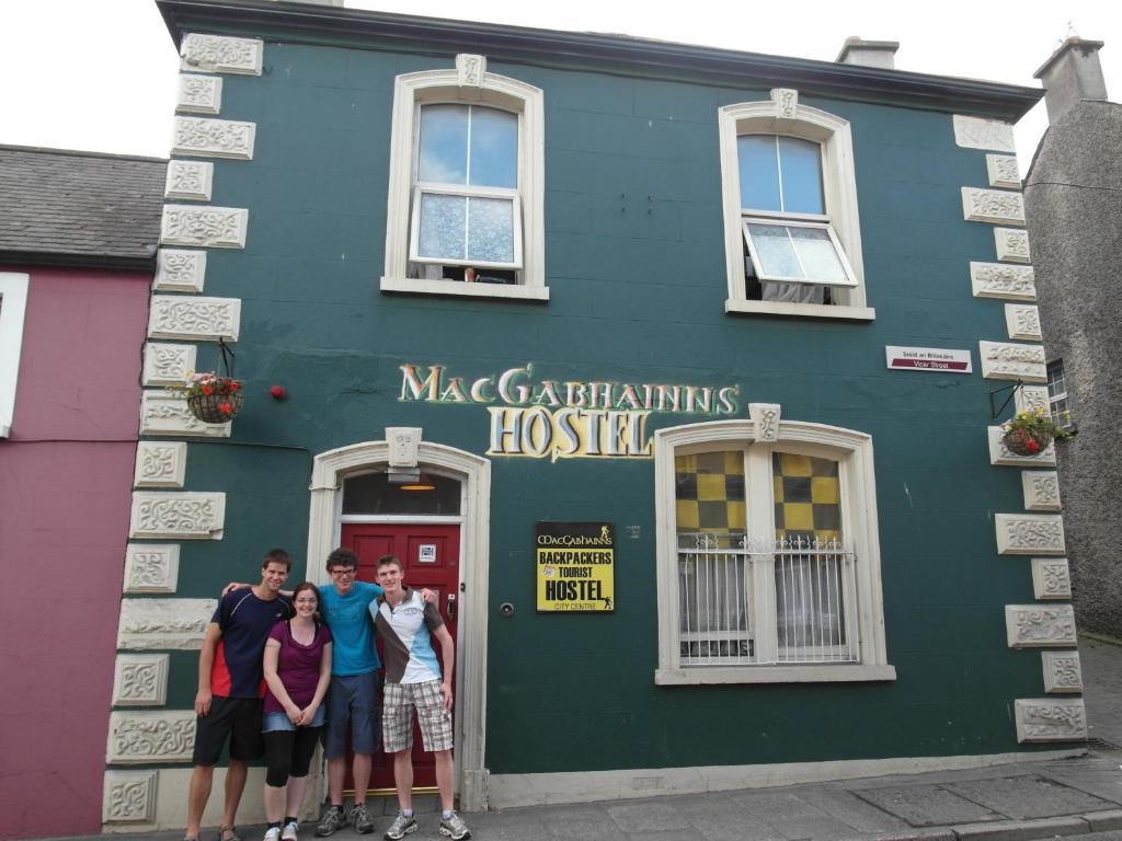 Macgabhainns Backpackers Hostel *