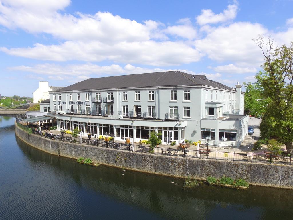 River Court 4*