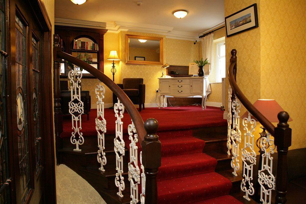 Guest house Hibernian House