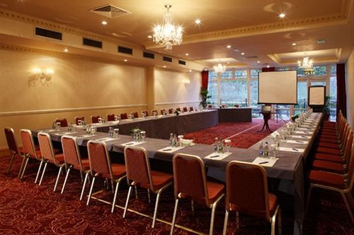 River Court Hotel 4*