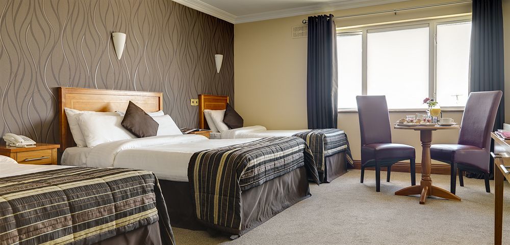 Springhill Court & Leisure Club Hotel