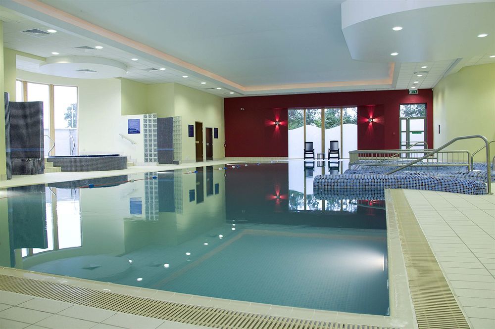 Springhill Court & Leisure Club Hotel
