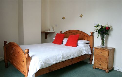 Omalleys Hotel 3*